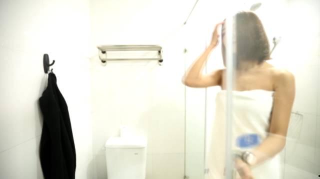 国产男女情侣偷拍视频,国产情侣偷拍视频引发的伦理争议